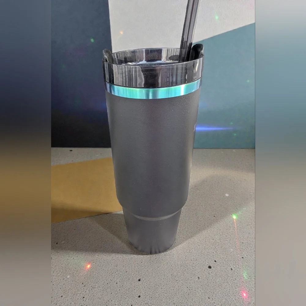 Stanley Black Chroma RARE Quencher H2.0 FlowState Tumbler - 30 oz - Picture 2 of 8